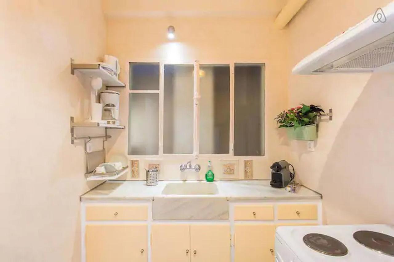 Openair Hot Tub/Big Balcony/Great Boutique Apt Ateny Zewnętrze zdjęcie