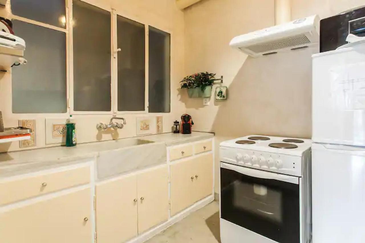 Openair Hot Tub/Big Balcony/Great Boutique Apt Ateny Zewnętrze zdjęcie